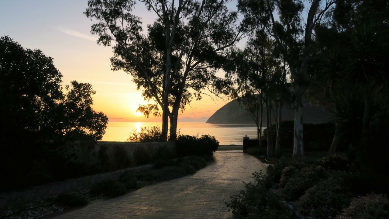 Aeolos A Family Paradise Few Steps From The Beach Kouverta Екстериор снимка